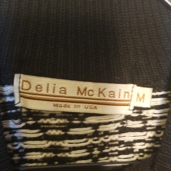 Delia McKain, black and white tunic/sweater sz med - Picture 3 of 3